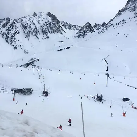 5 Couchages Au Pied Des Pistes Station De La Mongie Appartamento